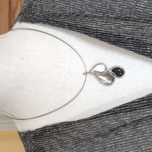 NWT Lia Sophia Mother of Pearl, Onyx & White Teardrop Necklace - RETIRED!